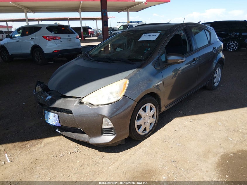 2013 Toyota Prius c, Right Front, IAAI, VIN JTDKDTB35D1556049 — photo 2