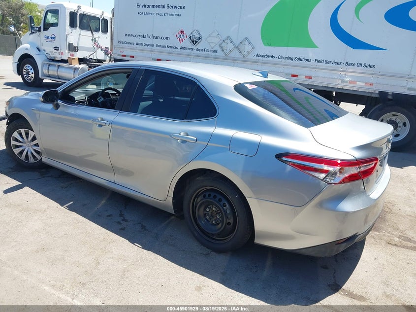 TOYOTA CAMRY - zdjęcie 3