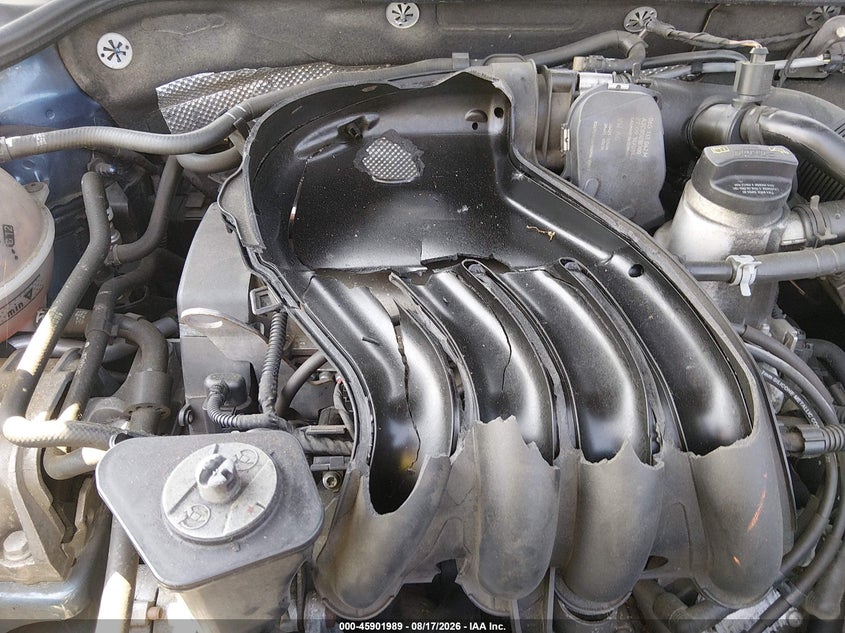 2015 VOLKSWAGEN JETTA auction photo 6