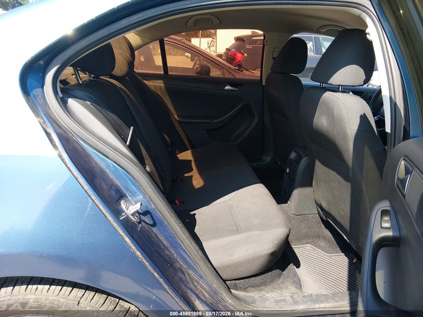2015 VOLKSWAGEN JETTA auction photo 8