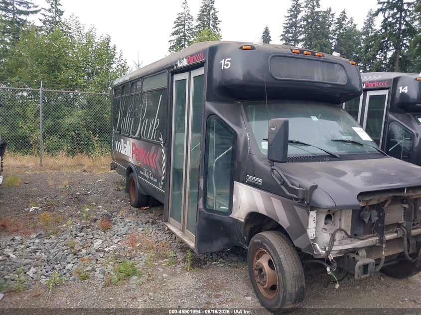 2011 FORD E-350 CUTAWAY auction photo 1