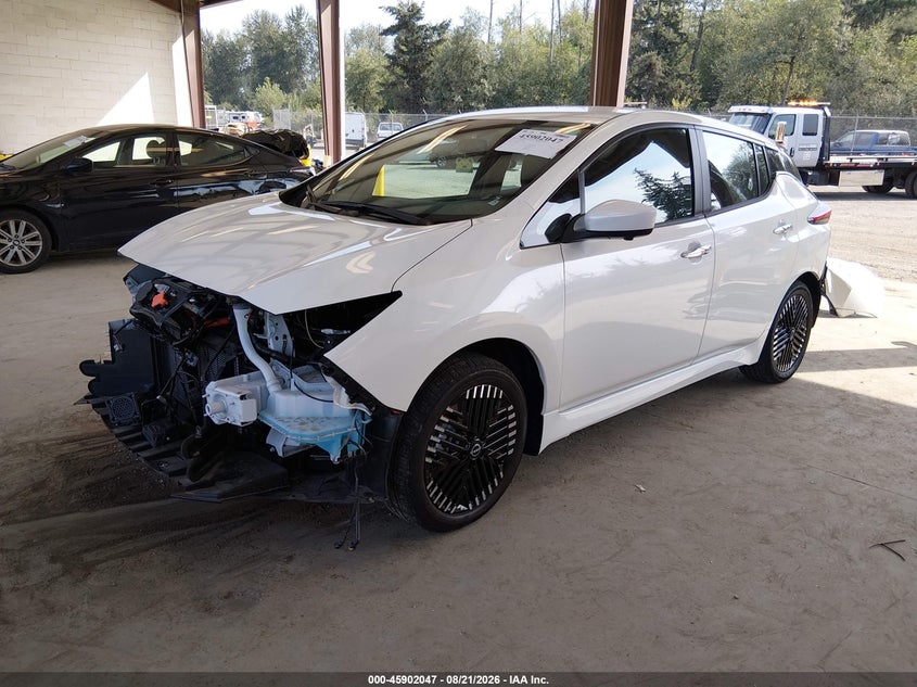 2025 NISSAN LEAF auction photo 2