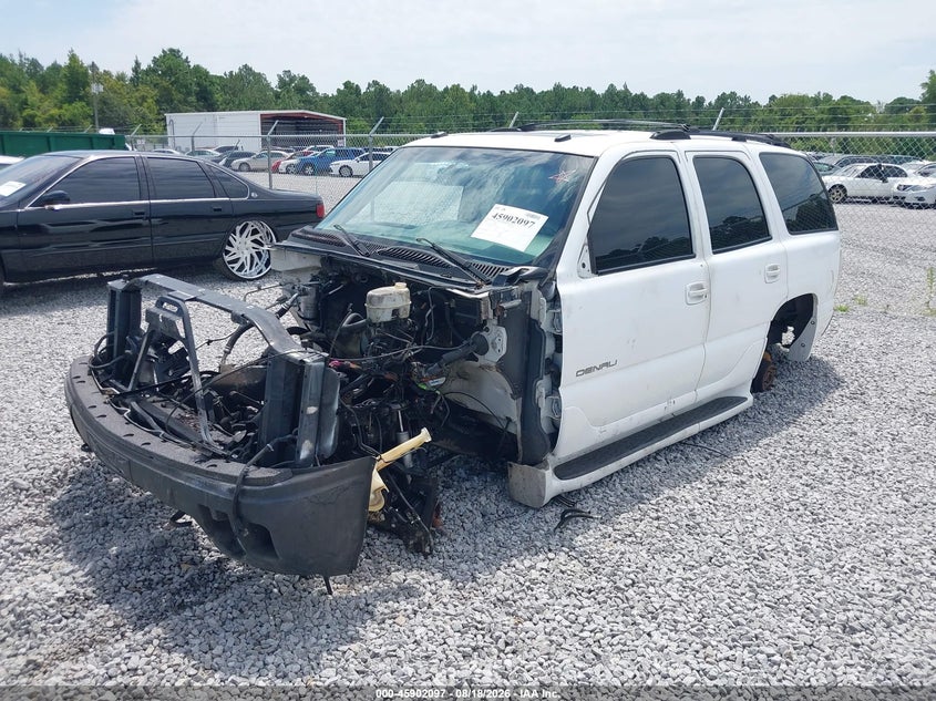2003 GMC YUKON auction photo 2