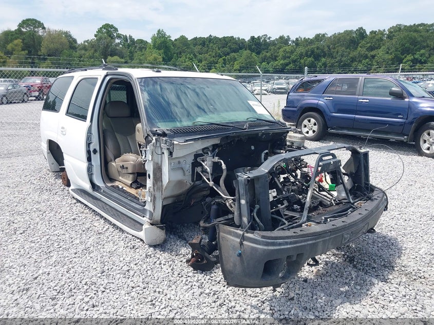 2003 GMC YUKON auction photo 6