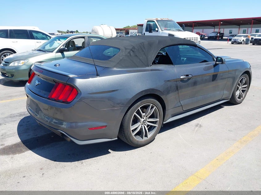 FORD MUSTANG - zdjęcie 4