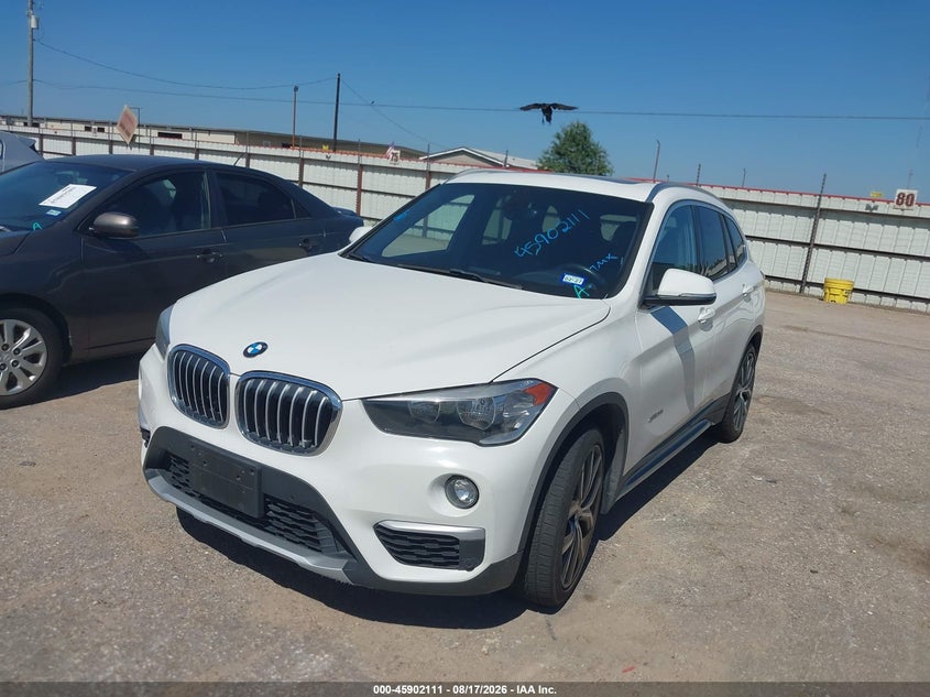 2016 BMW X1 auction photo 2