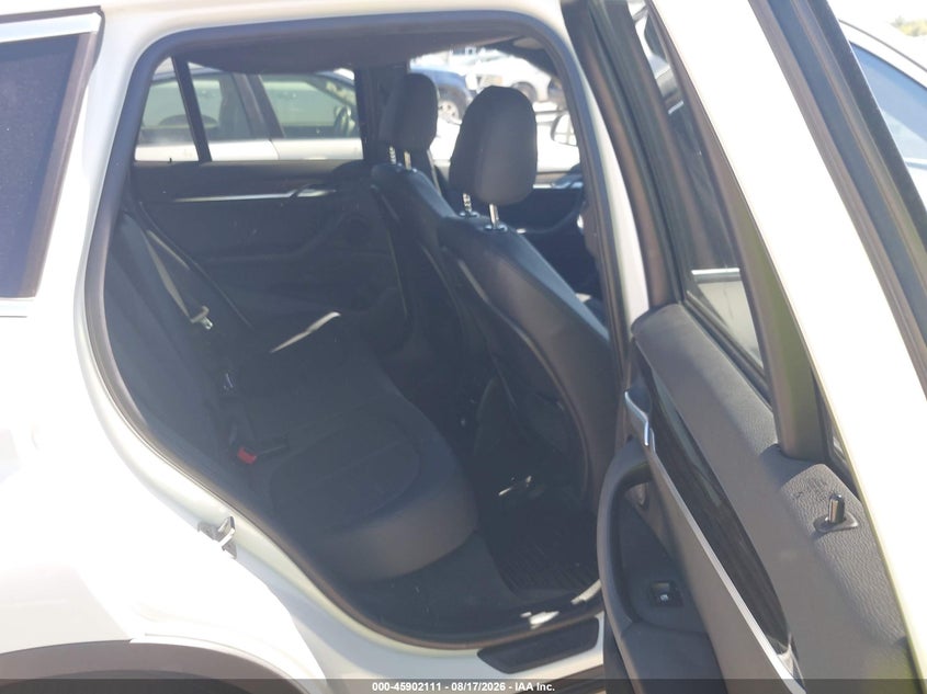 2016 BMW X1 auction photo 8