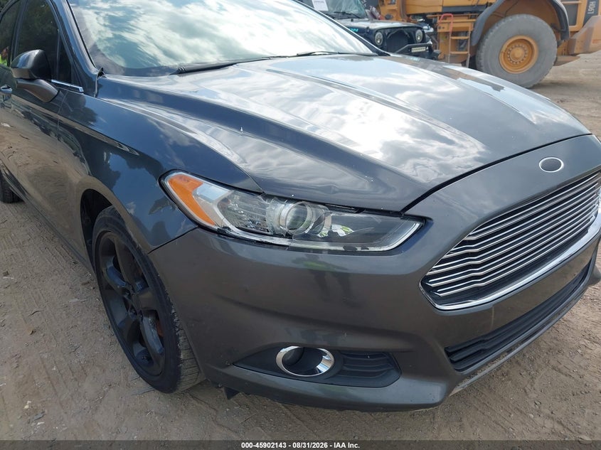 2016 FORD FUSION auction photo 6