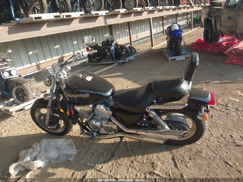 HONDA VF750 2002