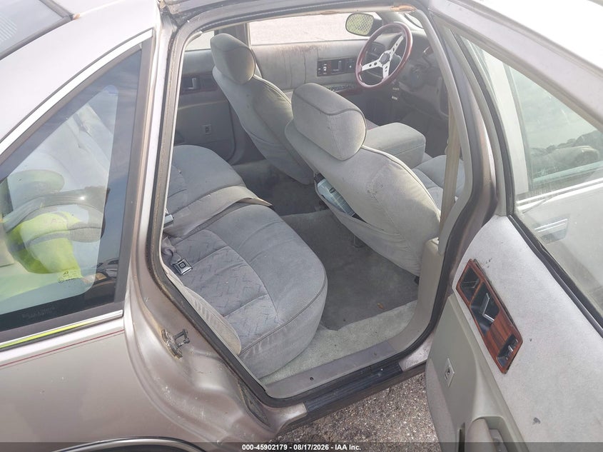 1996 CHEVROLET CAPRICE / IMPALA auction photo 8