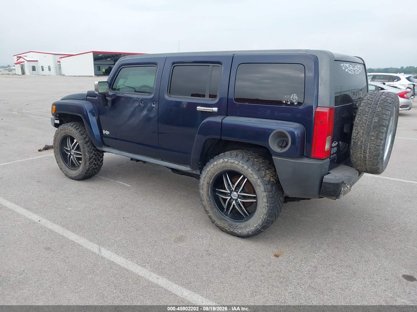 2008 HUMMER H3 SUV auction photo 3