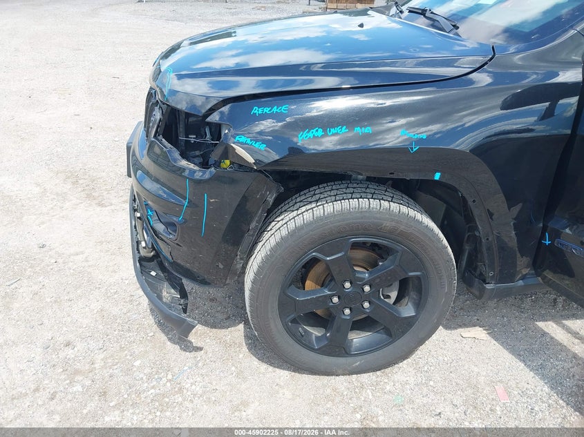 JEEP GRAND CHEROKEE 2018 VIN 1C4RJFAG7JC383583