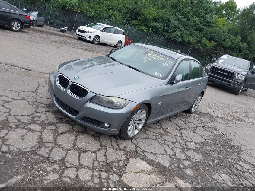 2011 BMW 328I auction photo 2
