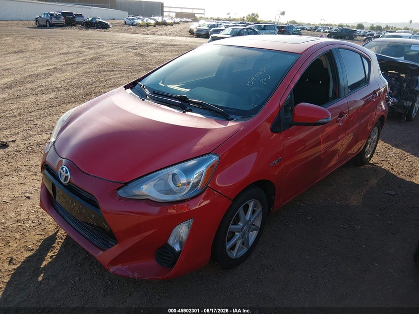 2015 TOYOTA PRIUS C auction photo 2