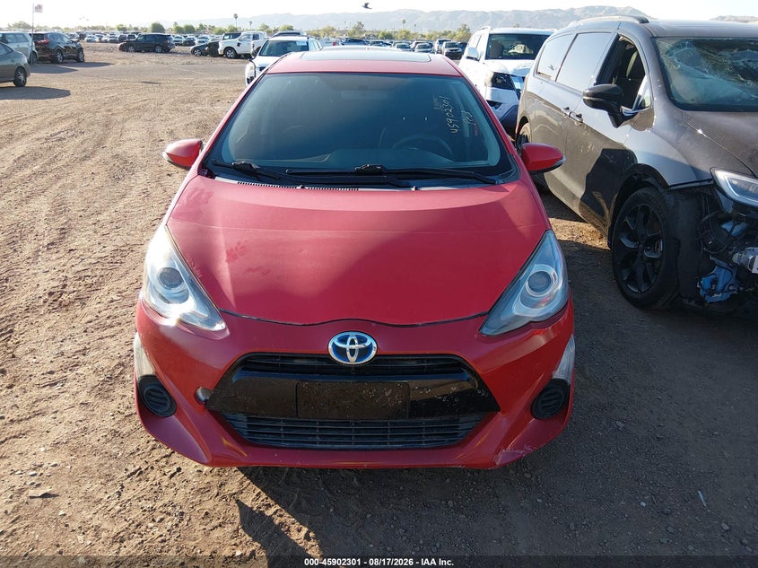 2015 TOYOTA PRIUS C auction photo 6