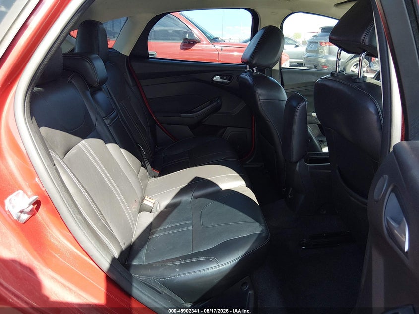 2012 FORD FOCUS auction photo 8