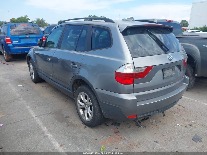 2010 BMW X3 auction photo 3