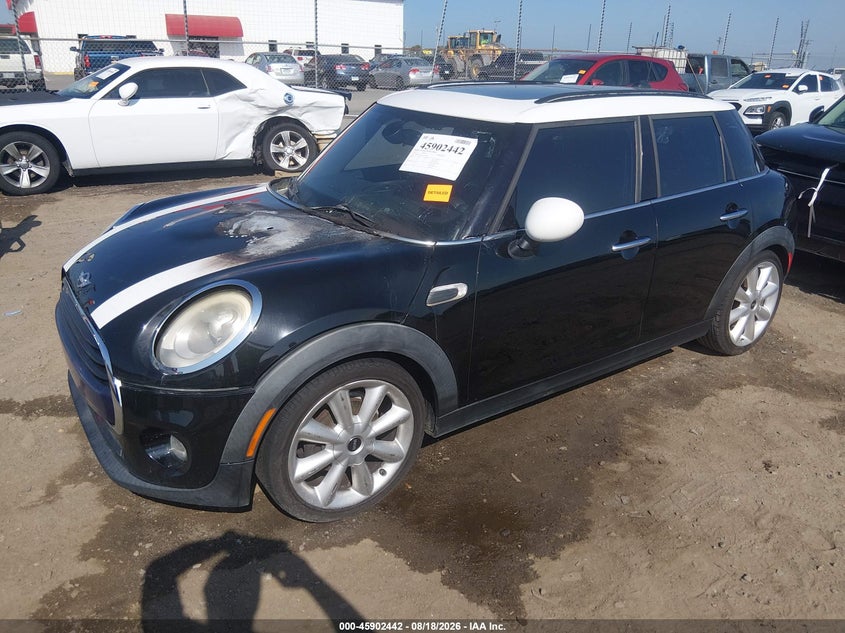 2016 MINI Hard top, Engine Burn, IAAI, VIN WMWXU1C51G2A93819 — photo 2