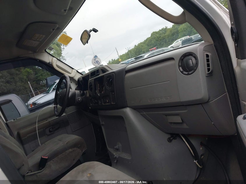 2014 FORD E-250 auction photo 5