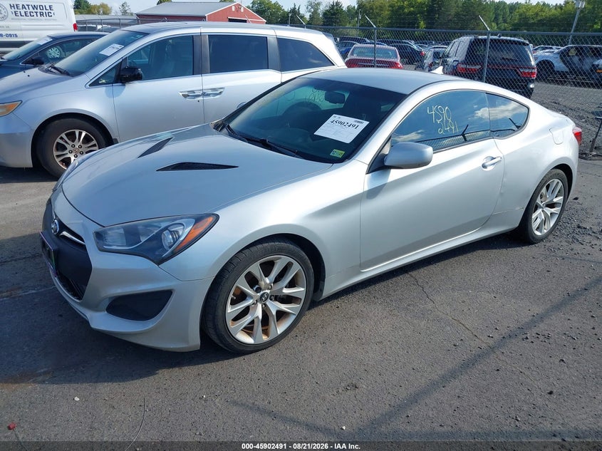 2013 HYUNDAI GENESIS auction photo 2
