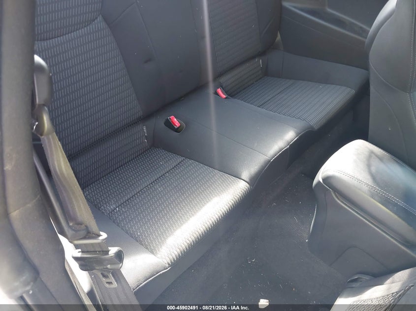 2013 HYUNDAI GENESIS auction photo 8