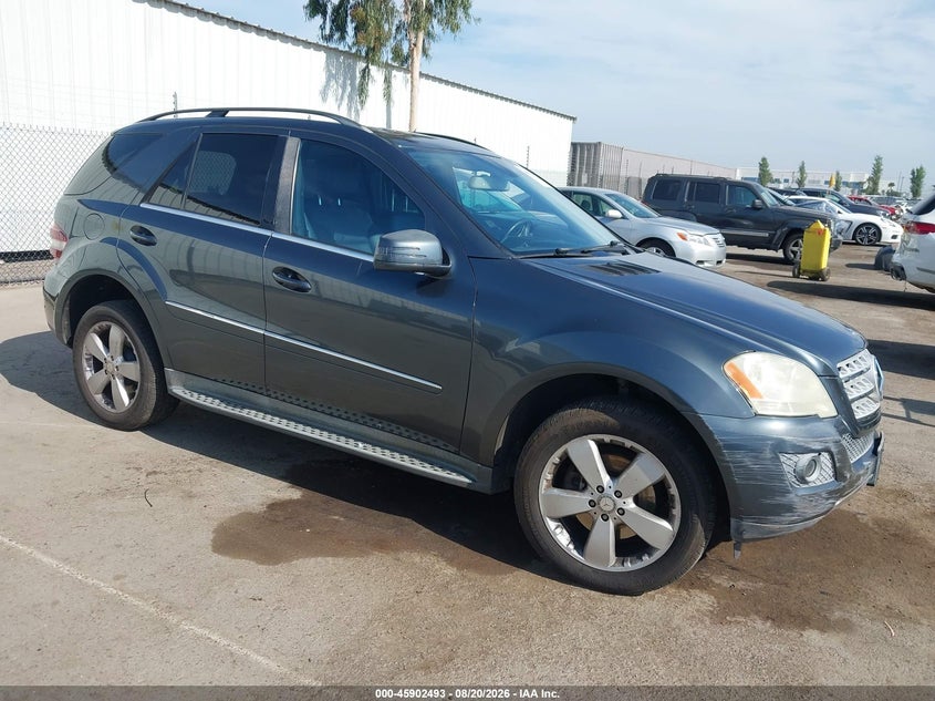 2011 MERCEDES-BENZ ML 350 — zdjęcie z aukcji