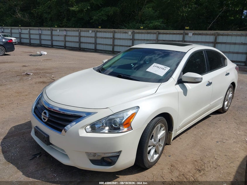 2015 Nissan Altima, Normal Wear & Tear, IAAI, VIN 1N4AL3AP8FC195383 — photo 2