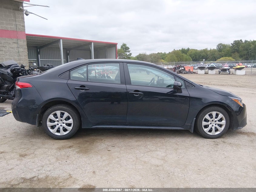 TOYOTA COROLLA - zdjęcie 13