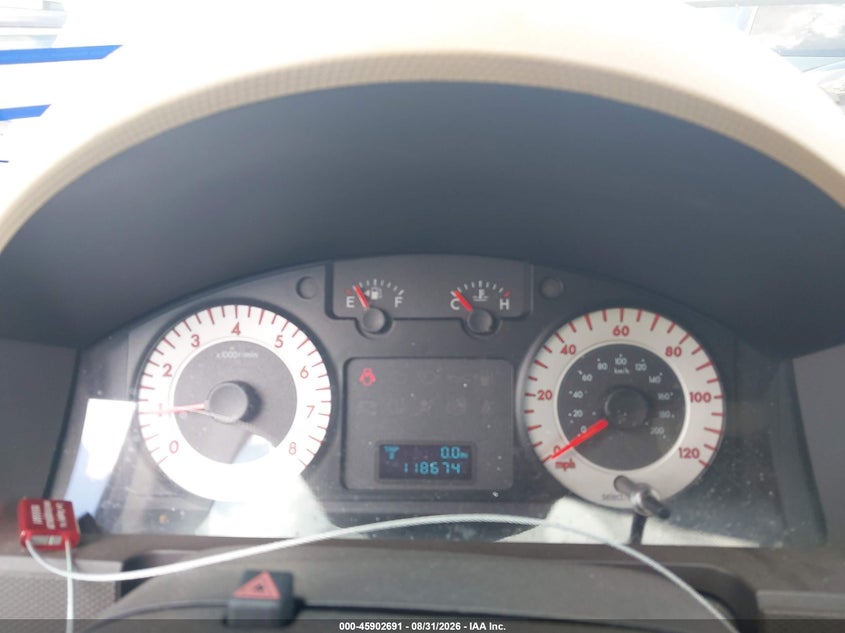 2008 MAZDA TRIBUTE auction photo 7