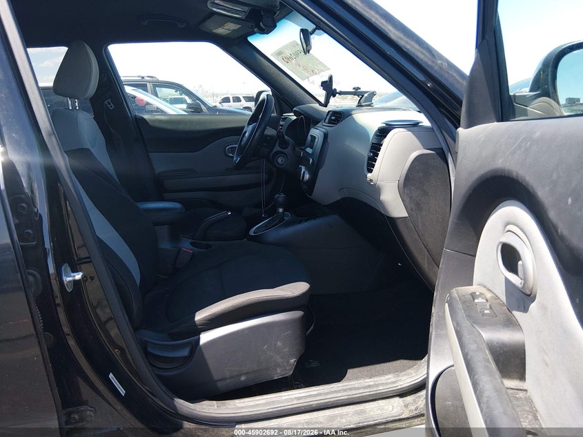 2014 KIA SOUL auction photo 5