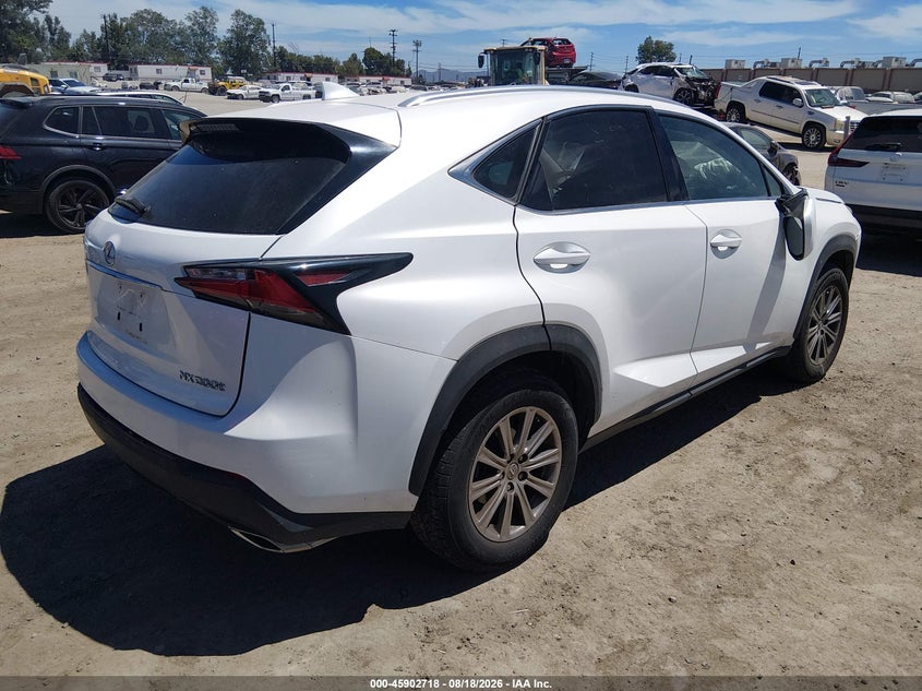 LEXUS NX 200T - zdjęcie 4