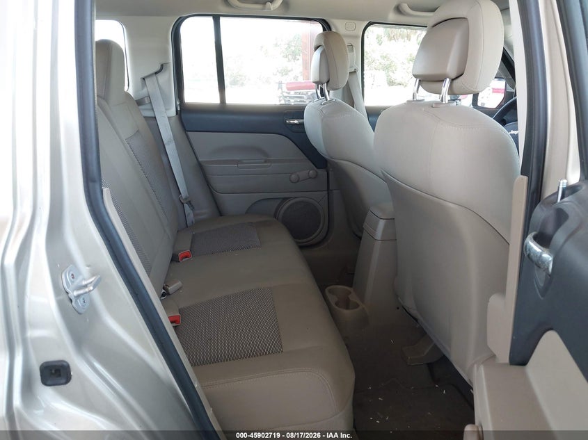 2010 JEEP PATRIOT auction photo 8