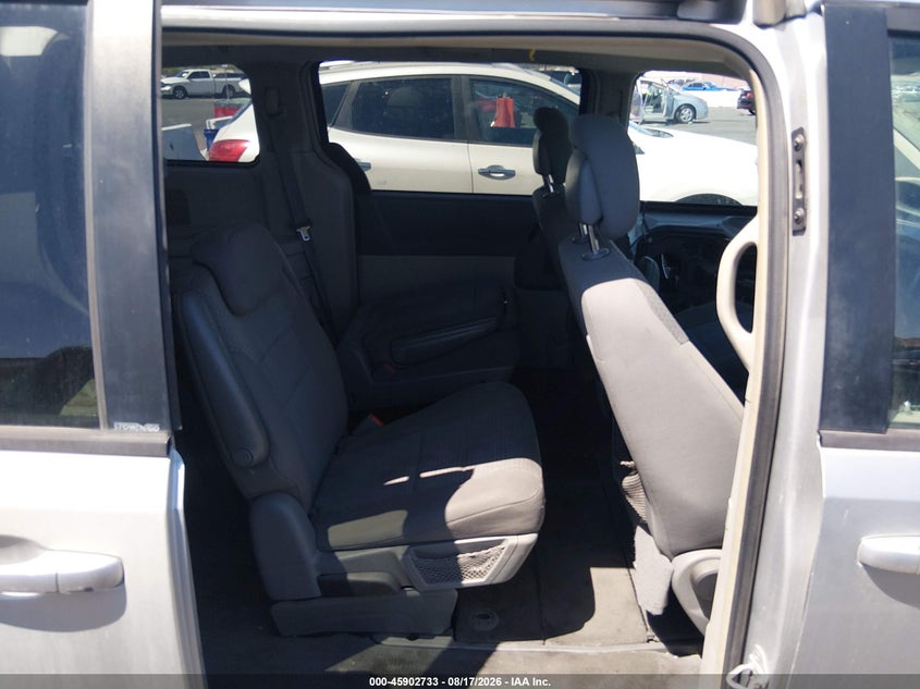 2010 DODGE GRAND CARAVAN auction photo 8
