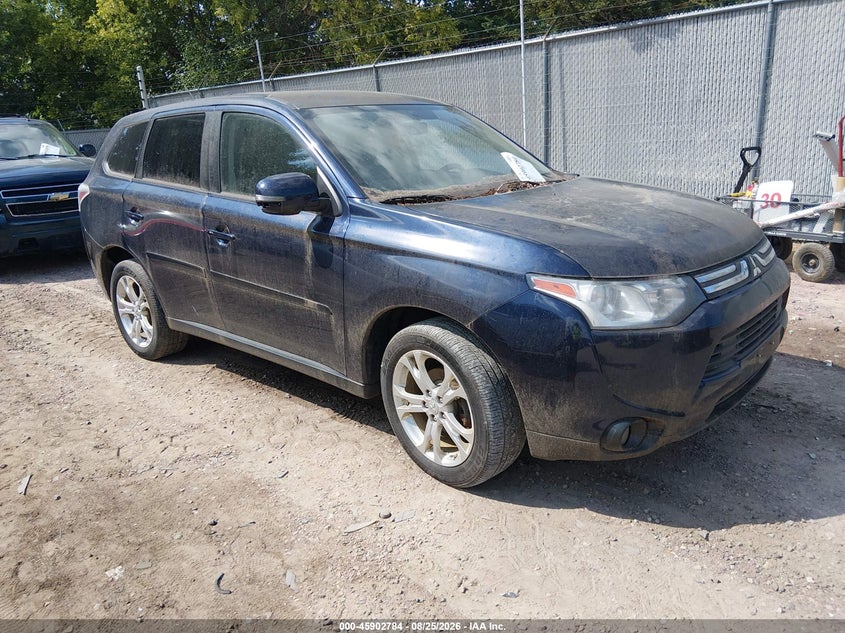 2014 MITSUBISHI OUTLANDER auction photo 1