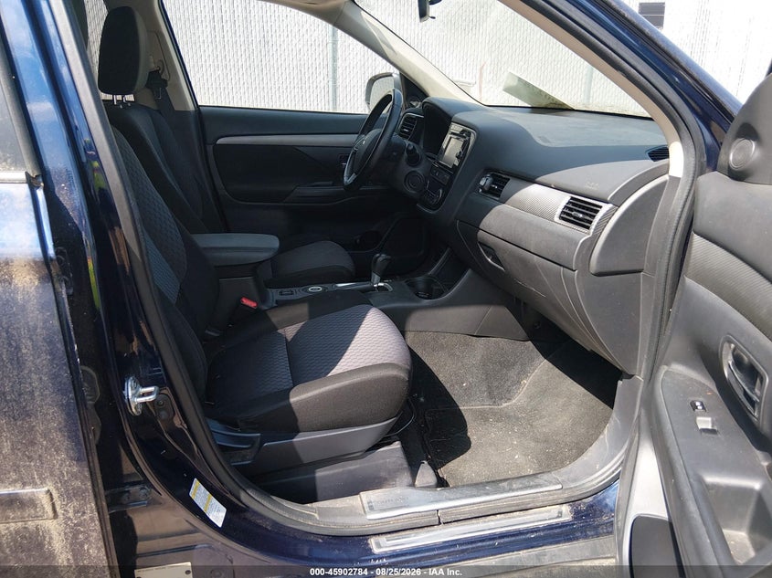 2014 MITSUBISHI OUTLANDER auction photo 5