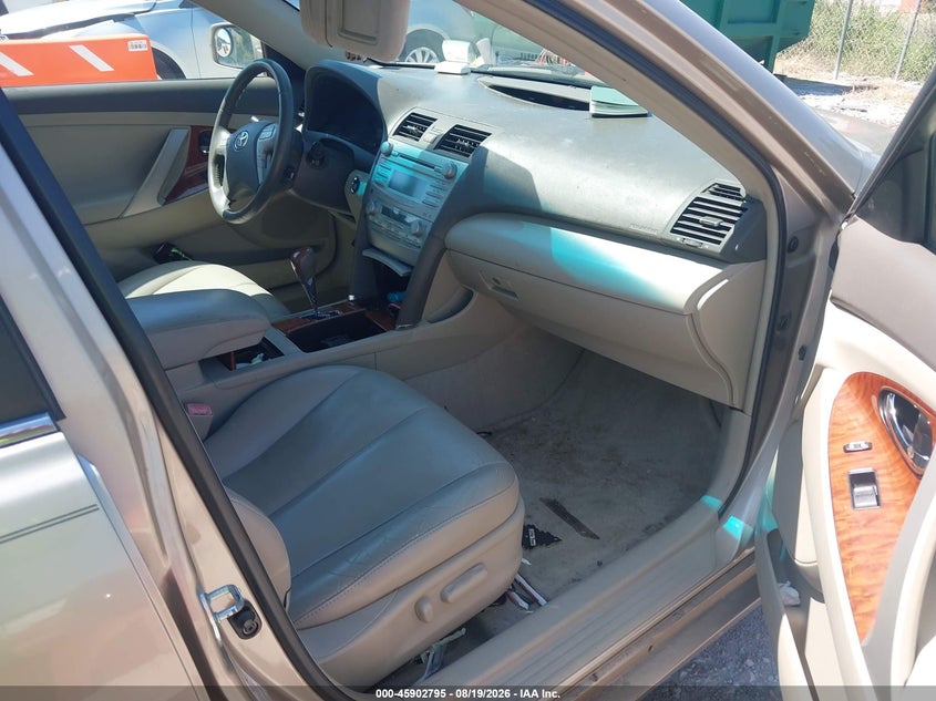 2008 TOYOTA CAMRY auction photo 5