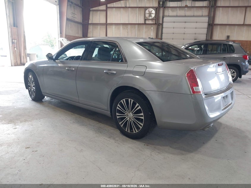 2014 CHRYSLER 300 auction photo 3