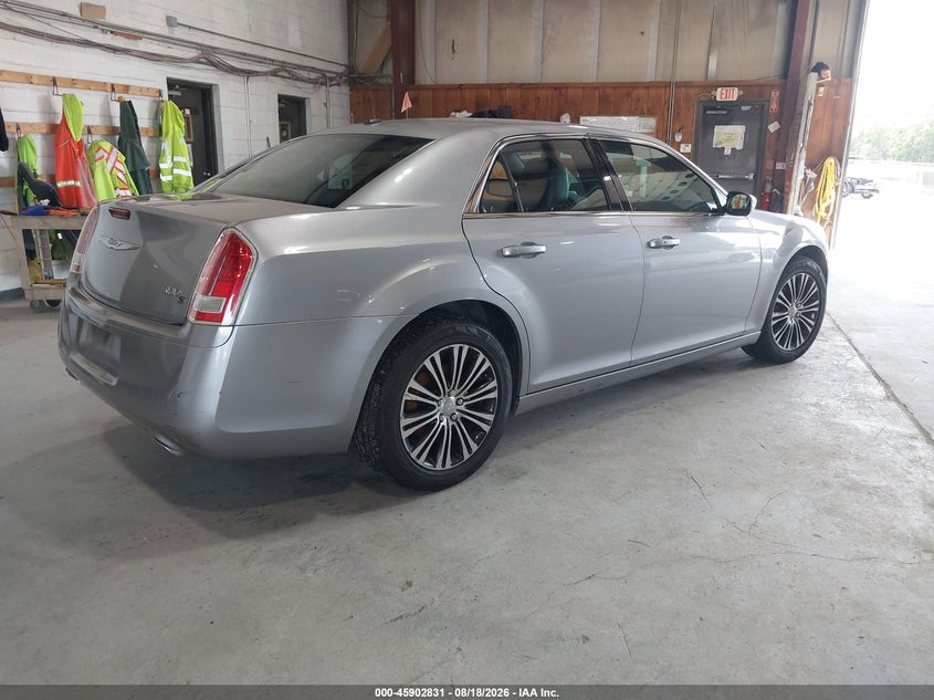 2014 CHRYSLER 300 auction photo 4