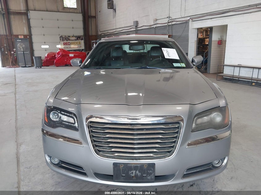 2014 CHRYSLER 300 auction photo 6