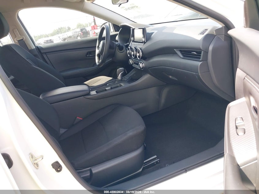 2025 NISSAN SENTRA auction photo 5