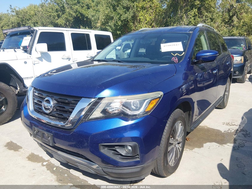 2017 NISSAN PATHFINDER auction photo 2
