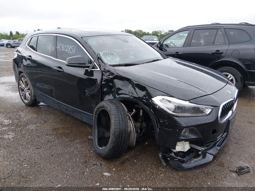 BMW X2