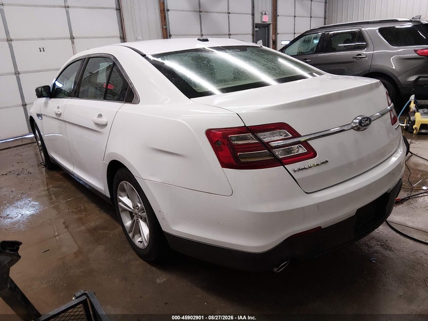 Vin: 1fahp2d81kg100621, lot: 46401971, ford taurus se 20193