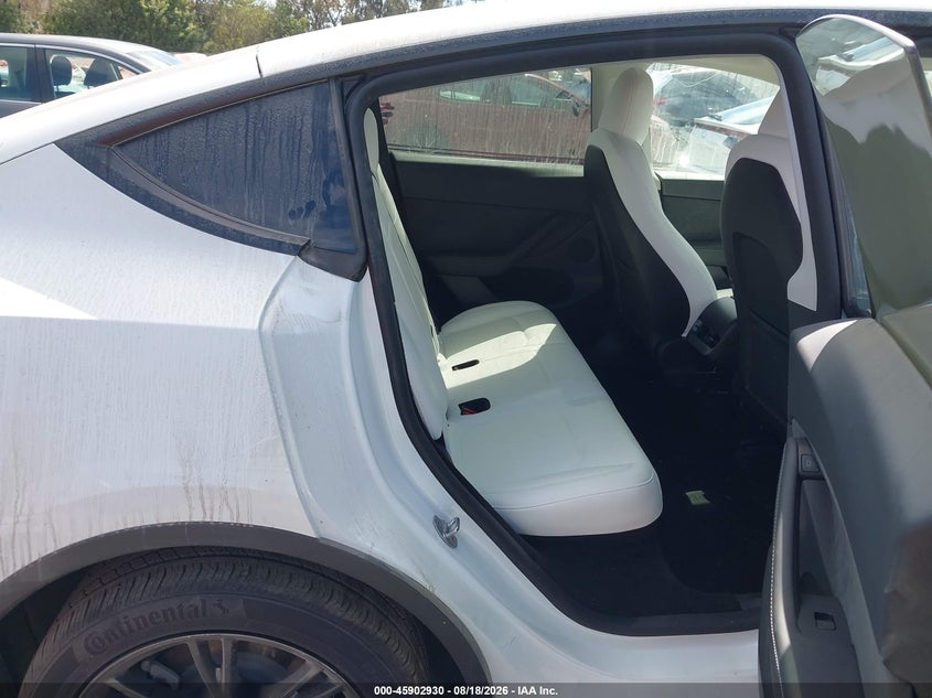 2024 TESLA MODEL Y auction photo 8