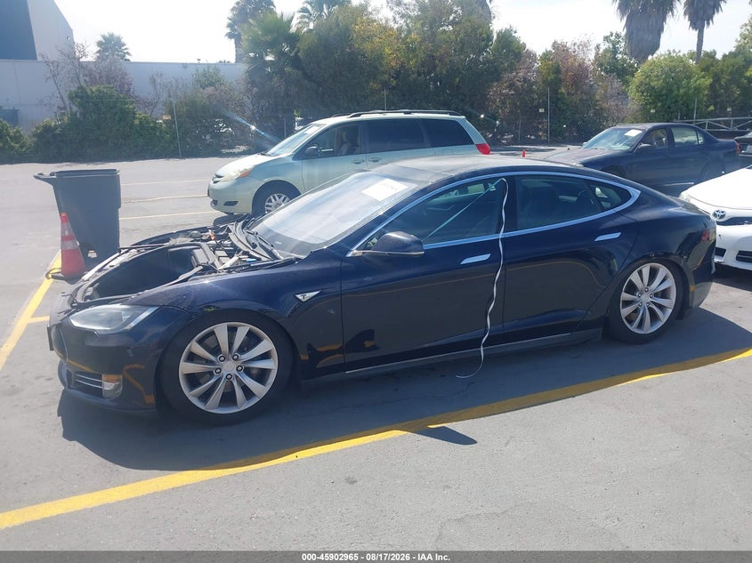 TESLA MODEL S 2013 VIN 5YJSA1CN4DFP20590