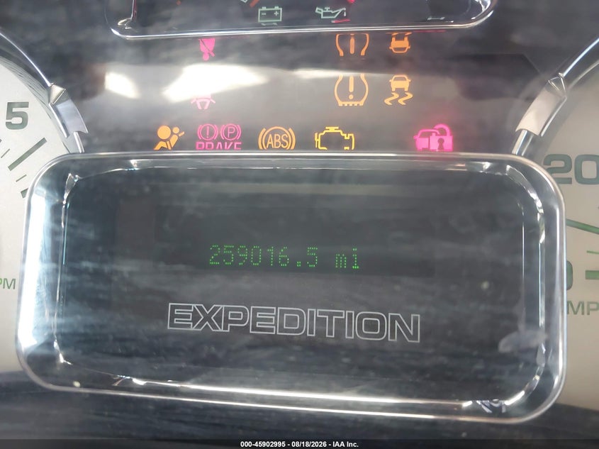 2011 FORD EXPEDITION auction photo 7