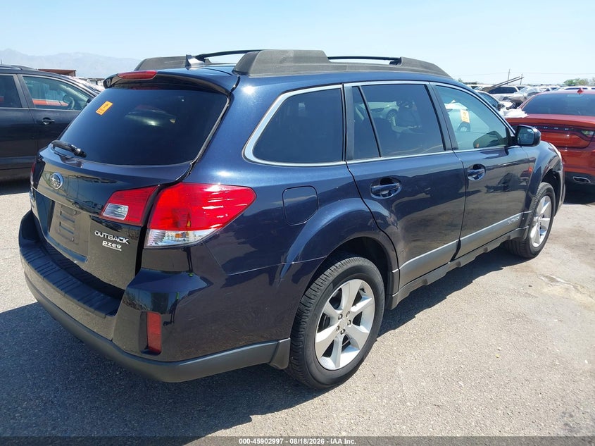2013 SUBARU OUTBACK auction photo 4