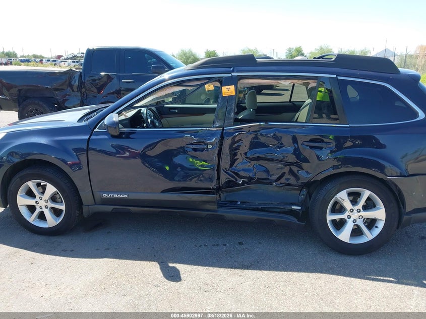 2013 SUBARU OUTBACK auction photo 6