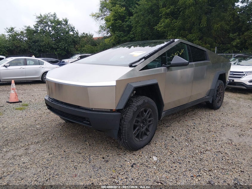 2024 Tesla Cybertruck, Електрика, IAAI, VIN 7G2CEHED9RA029921 — фото 2