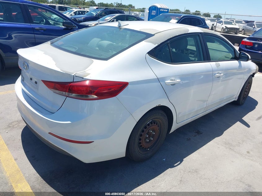 2017 HYUNDAI ELANTRA auction photo 4